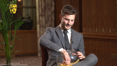 60_Seconds_with____Jamie_Dornan_mp40060.jpg