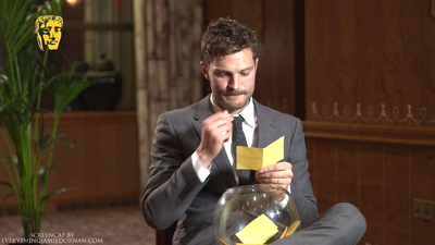 60_Seconds_with____Jamie_Dornan_mp40415.jpg