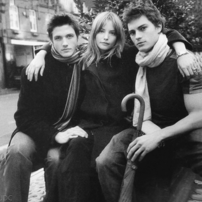 Jamiefor_Holly_Vogue_Italia_2003_HQtrio.jpeg