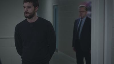 THEFALL_03x04_2812129~0.jpg