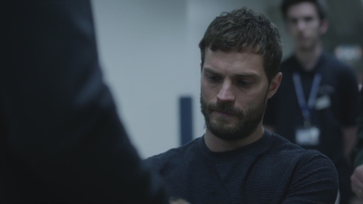 THEFALL_03x04_285929~0.jpg