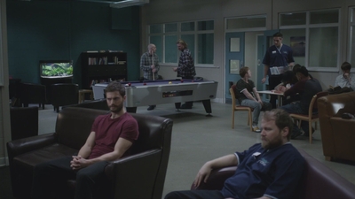 thefall_s03e06_2849229.jpg