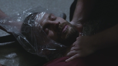 thefall_s03e06_2871229.jpg