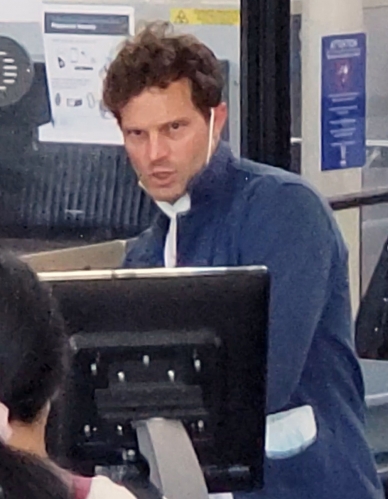 X17_JAMIE_DORNAN_LAX_032922_06.jpg